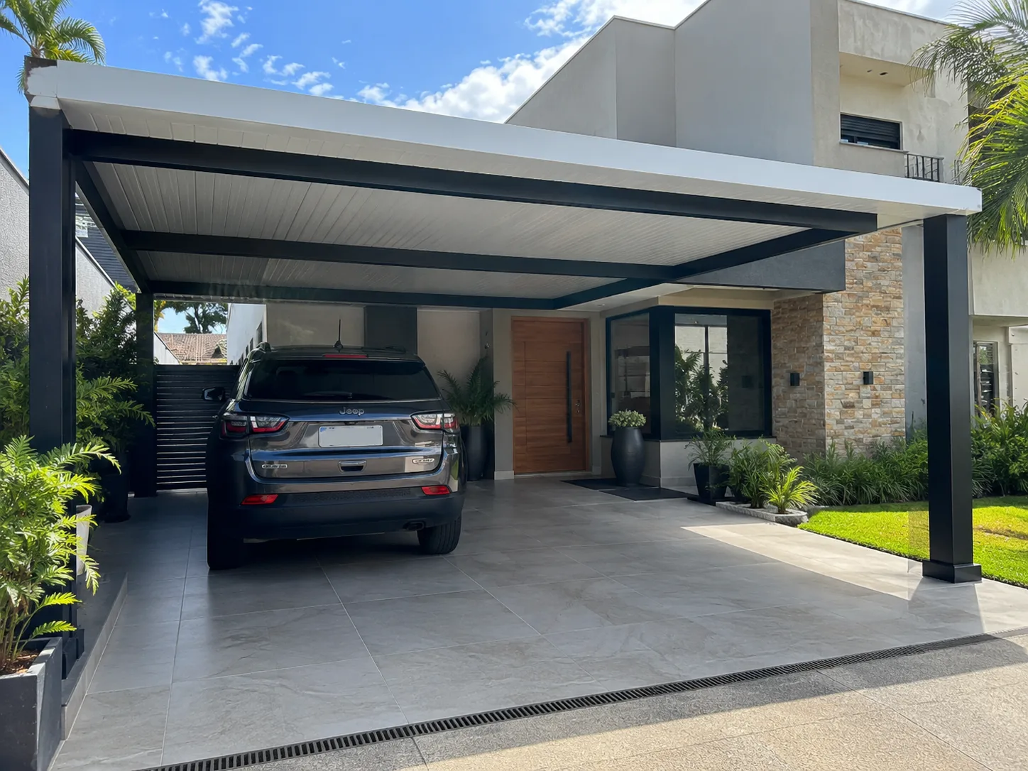 Cobertura metálica de garagem